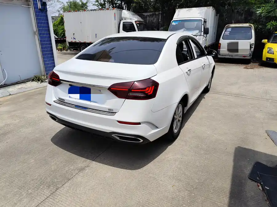 Geely Emgrand 2022 г. 4