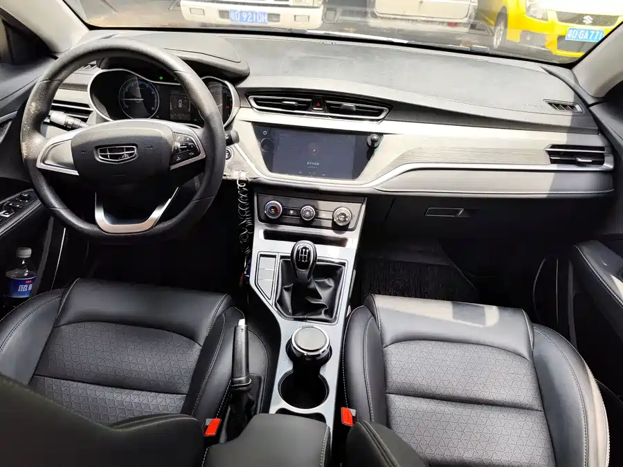 Geely Emgrand 2022 г. 7