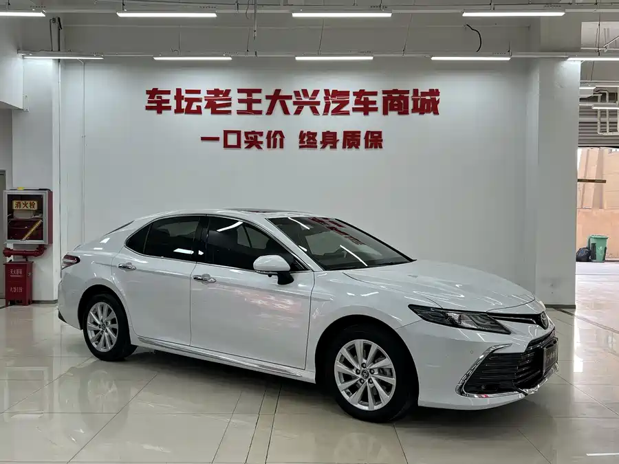 Toyota Camry 2023 г. 3