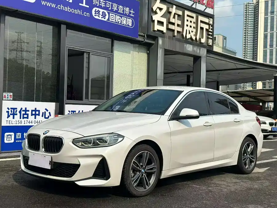 BMW Series 1 2022 г. 2