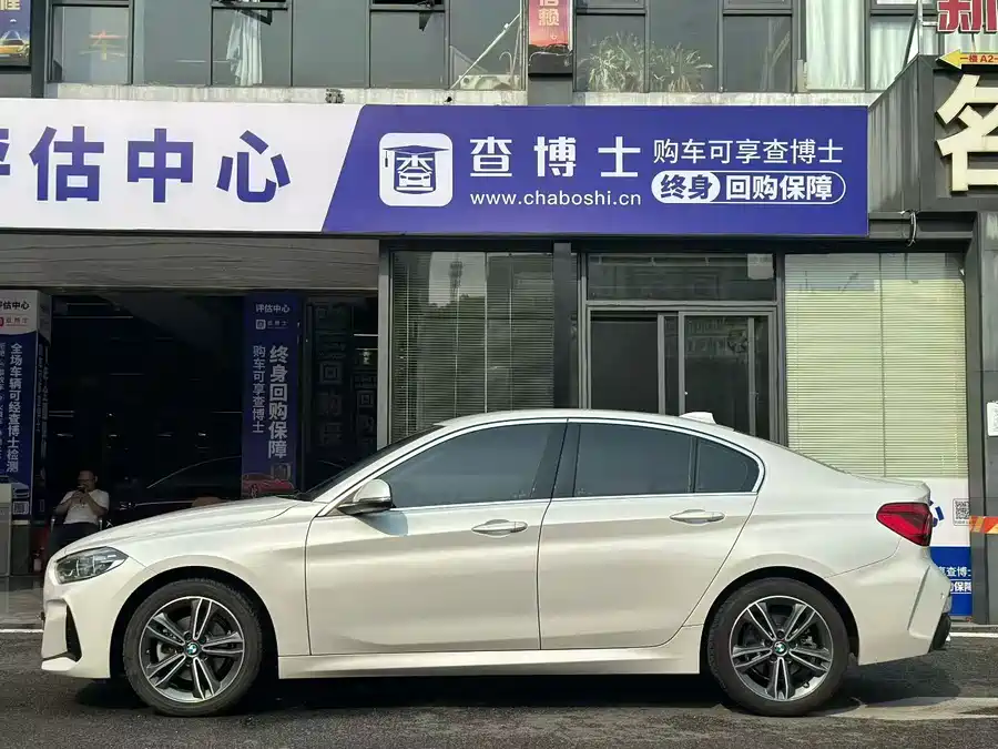 BMW Series 1 2022 г. 4