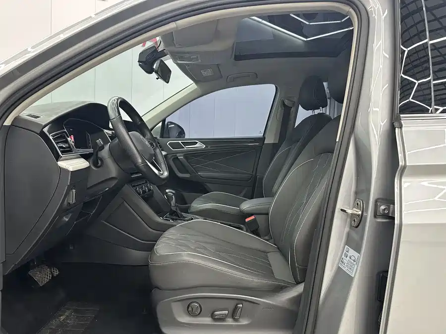 Volkswagen Tiguan L 2022 г. 4