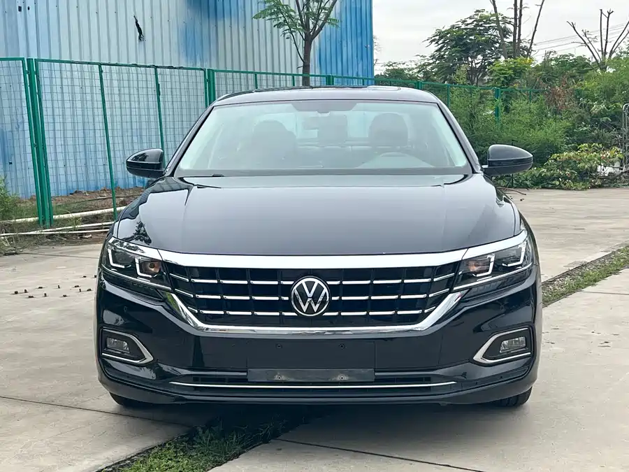 Volkswagen Passat 2021 г. 2