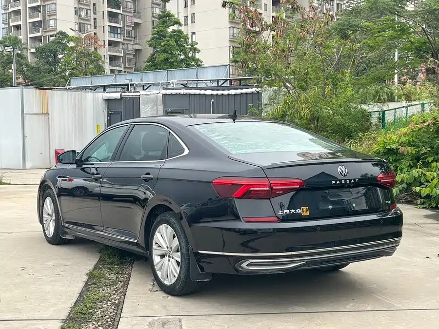 Volkswagen Passat 2021 г. 4