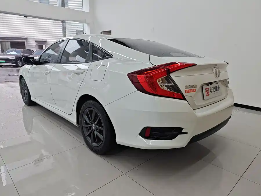 Honda Civic 2020 г. 3